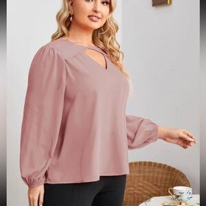 Plus - Twist V-Neck Blouse - 3X / 18